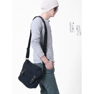 Medium messenger bag black