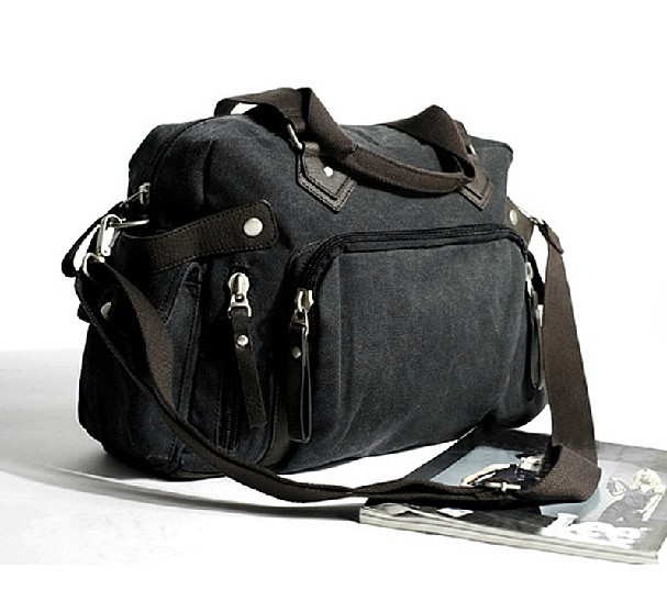 Travel bags for men, shoulder bag - BagsEarth